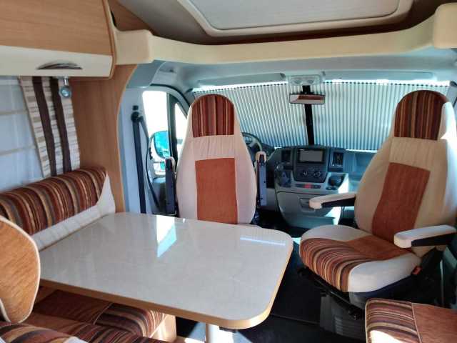BURSTNER SOLANO T727