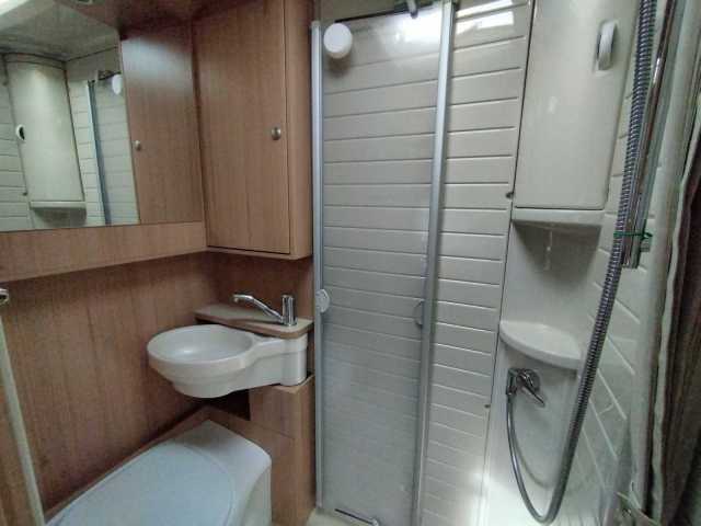 BURSTNER IXEO TIME IT 585