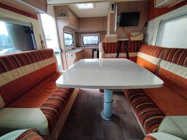 BURSTNER IXEO TIME IT 585